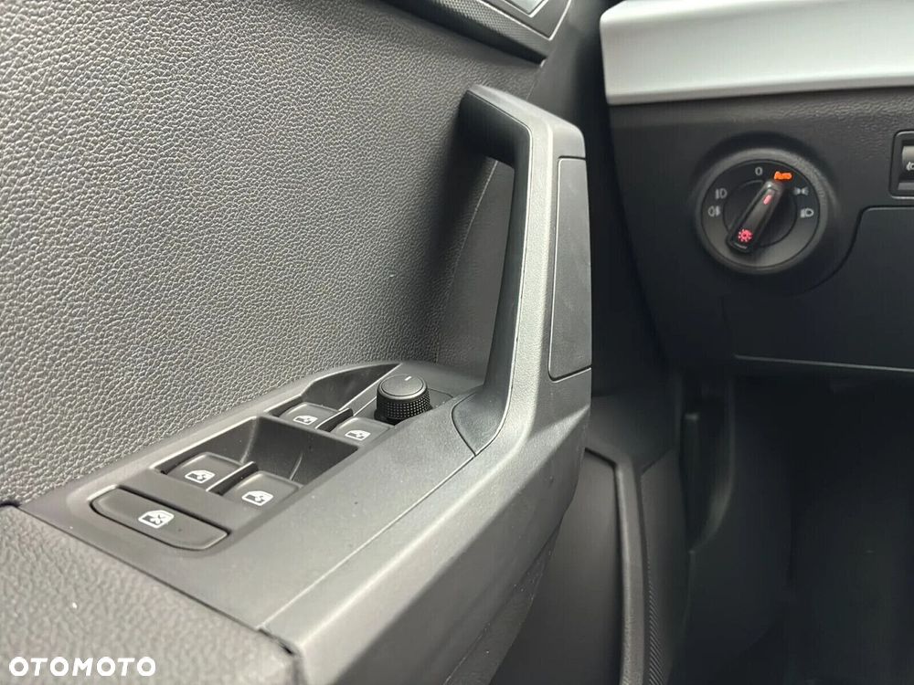 Seat Arona - 16