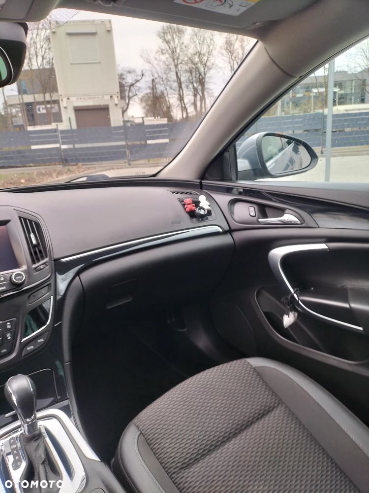 Opel Insignia - 38