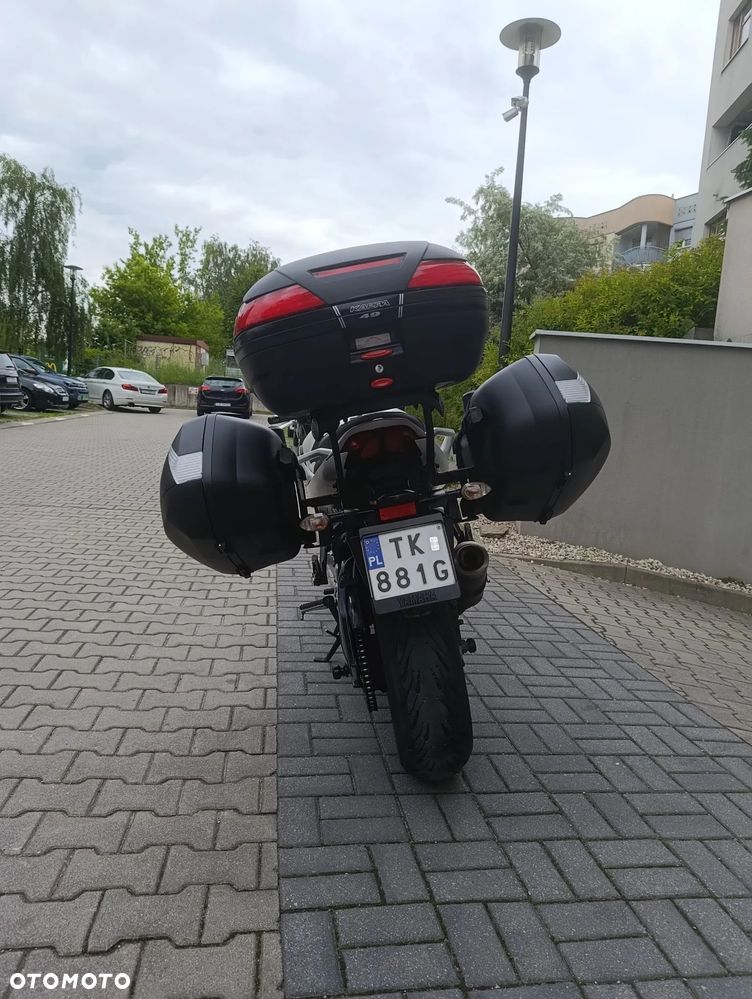 Yamaha FZ - 5
