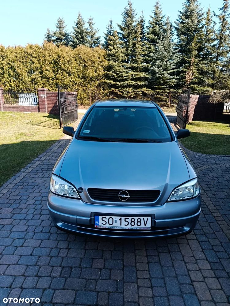 Opel Astra - 1