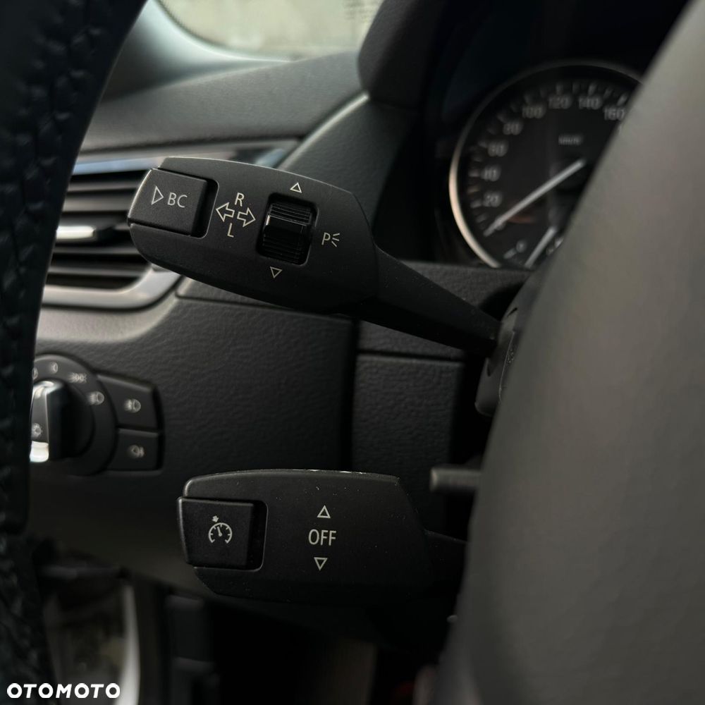 BMW X1 xDrive18d Sport Line - 28