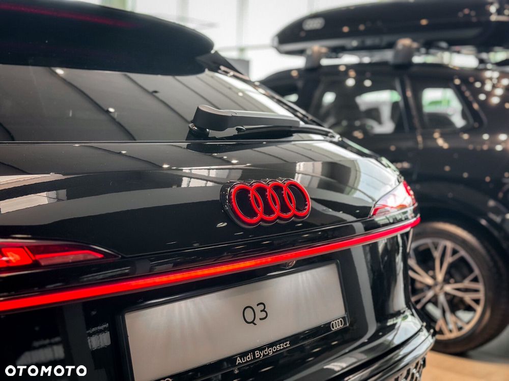 Audi Q3 Sportback - 10