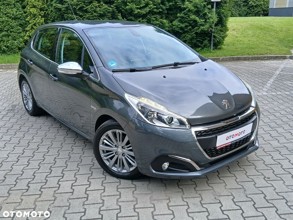 Peugeot 208 - 33
