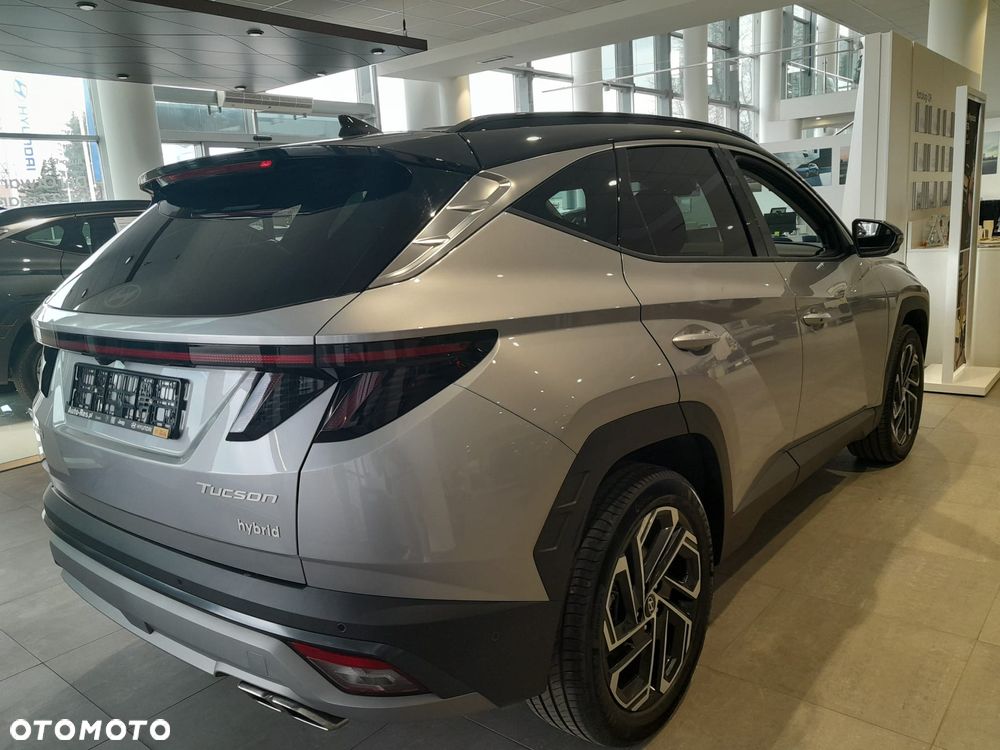 Hyundai Tucson 1.6 T-GDi HEV Executive 2WD - 6