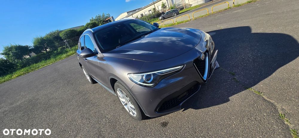 Alfa Romeo Stelvio 2.0 Turbo TI Q4 - 8