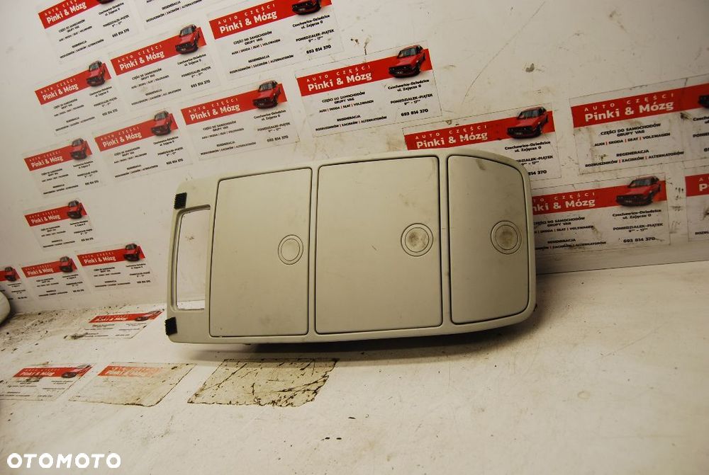 SCHOWEK LAMPKA PODSUFITKI 1T0868837C VW TOURAN CROSS LIFT TOURAN I 1T0868837B 1T0868837 - 6