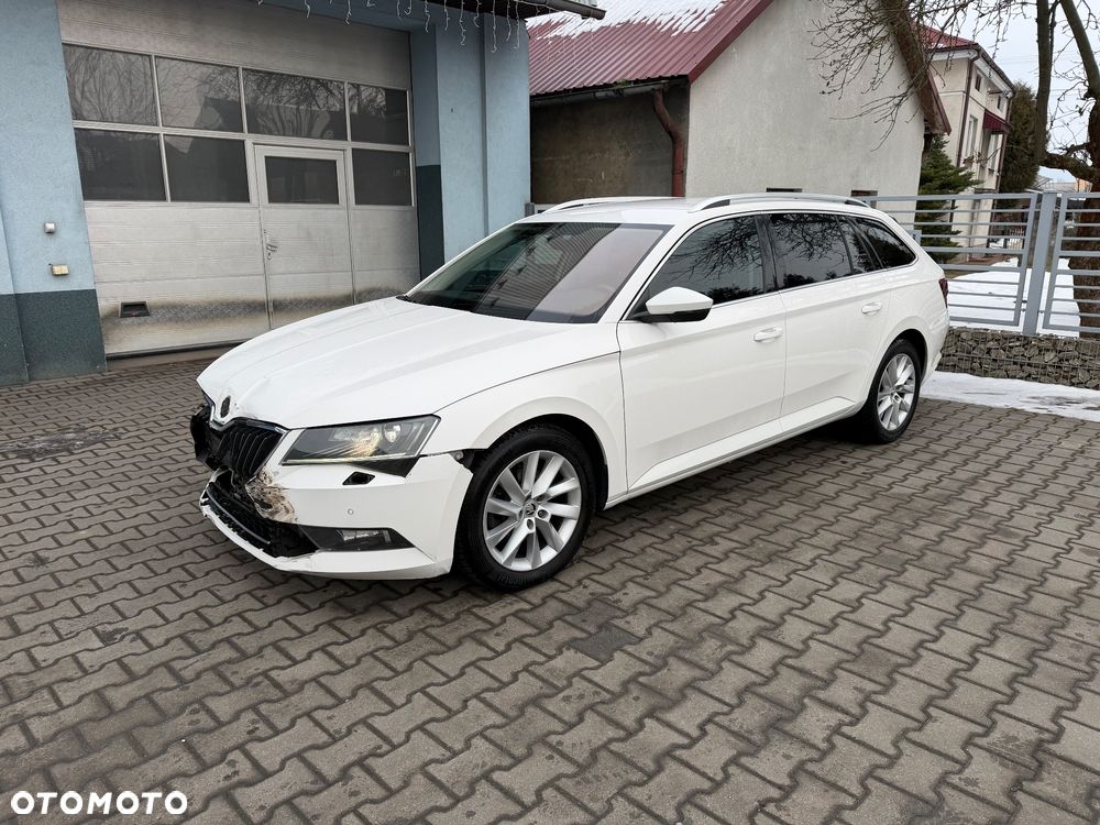 Skoda Superb 2.0 TDI Style DSG - 12