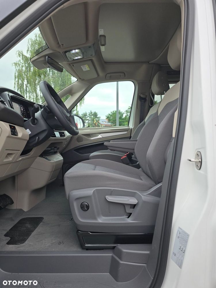 Volkswagen california Beach silnik: 2,0 l TDI SCR 150 KM / skrzynia biegów: 7-biegowa DSG rozstaw osi: 3124 mm - 27