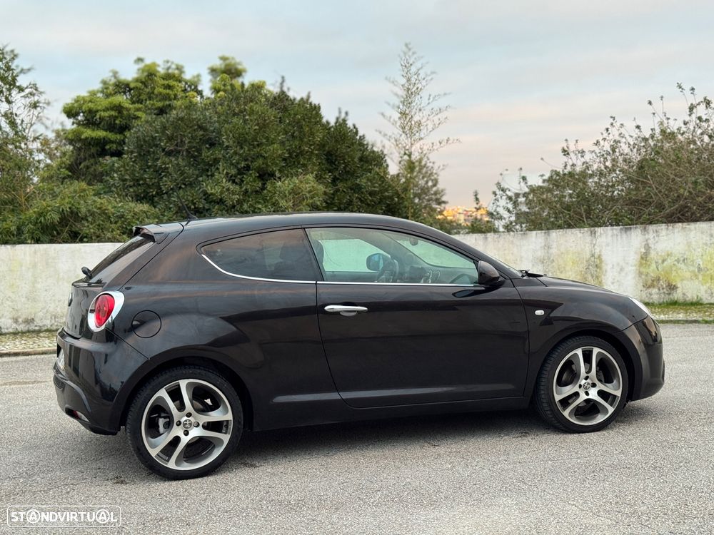 Alfa Romeo MiTo 1.6 JTD Distinctive - 11