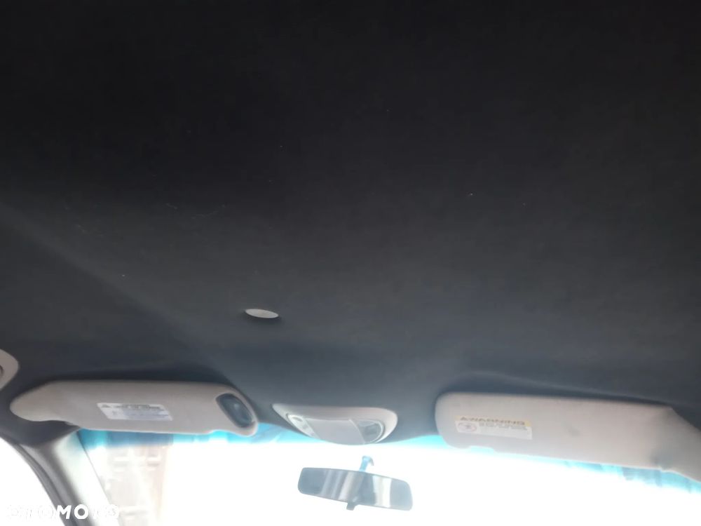 Chrysler Grand Voyager 3.3L LX - 20