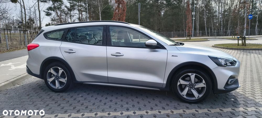 Ford Focus 1.0 EcoBoost STart-Stopp-System ACTIVE - 3