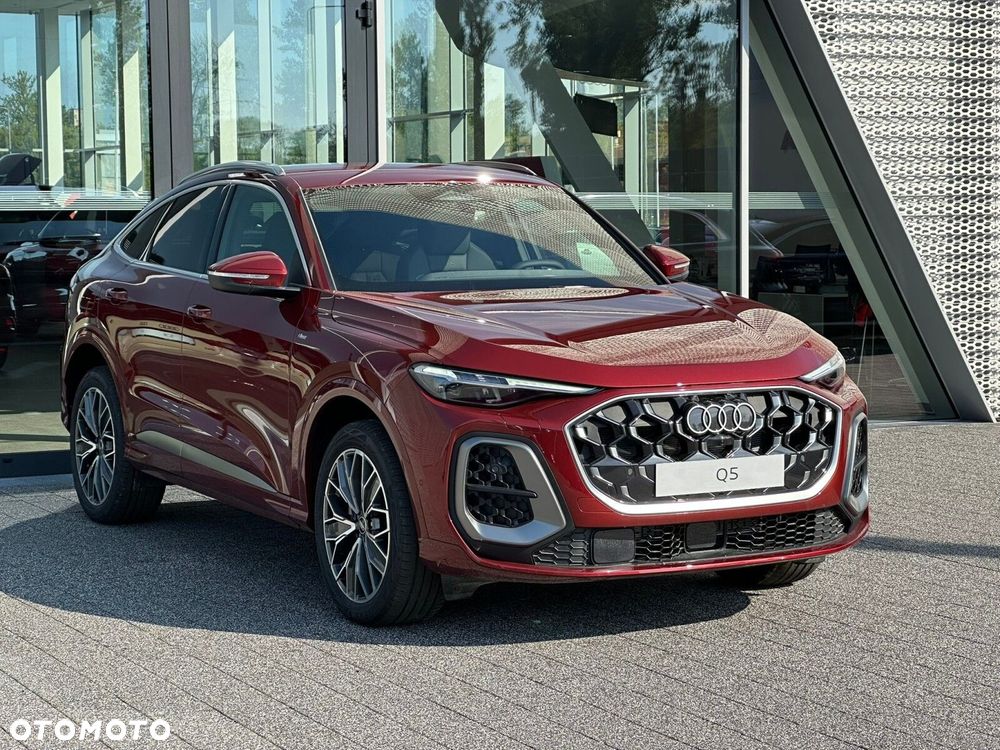 Audi Q5 Sportback - 4