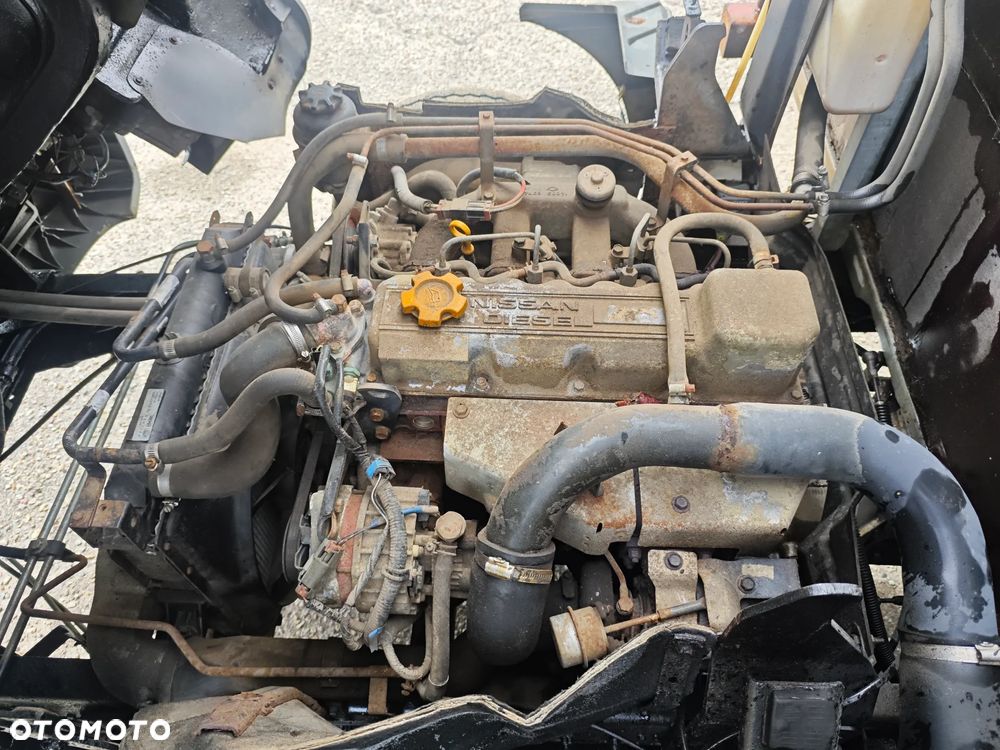 Nissan CABSTAR - 8