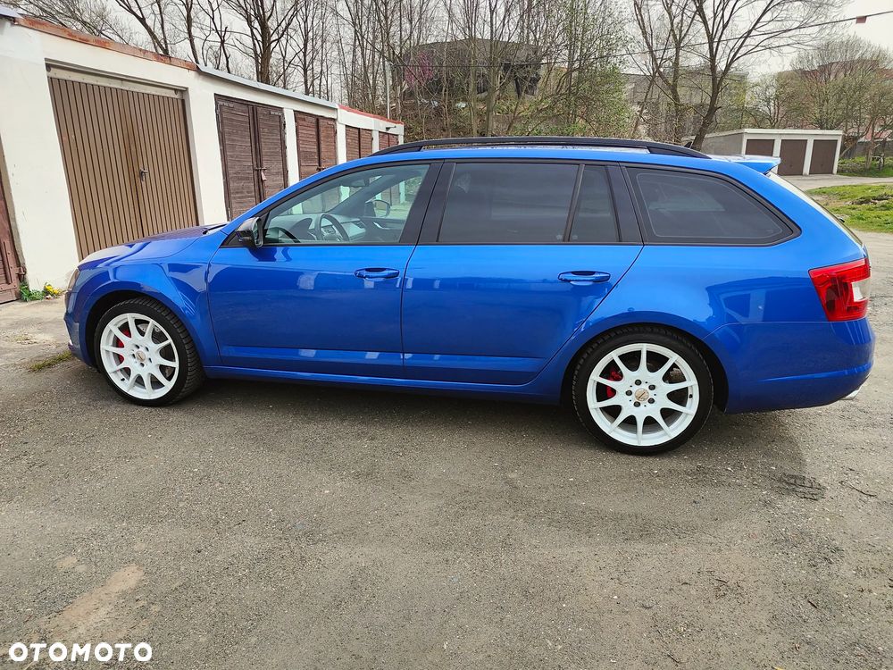 Skoda Octavia 2.0 TDI RS DSG - 6