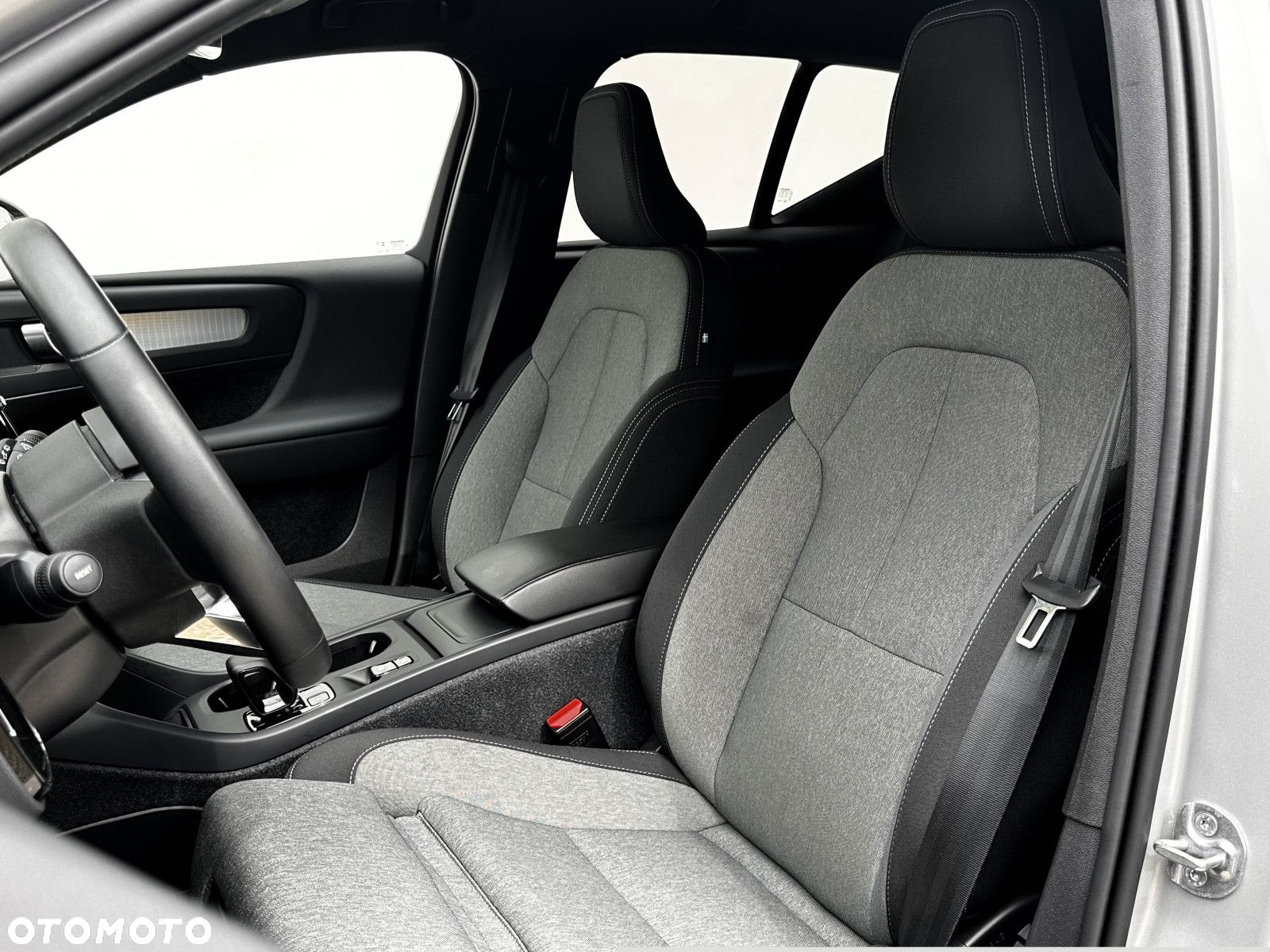Volvo XC 40 - 22