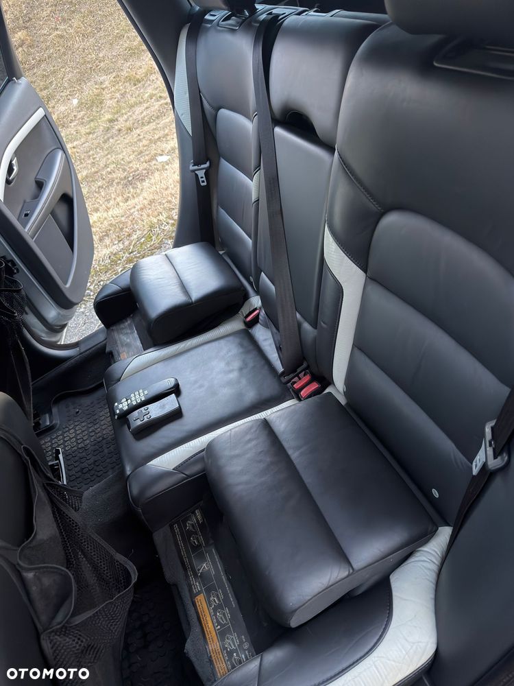 Volvo V70 - 8