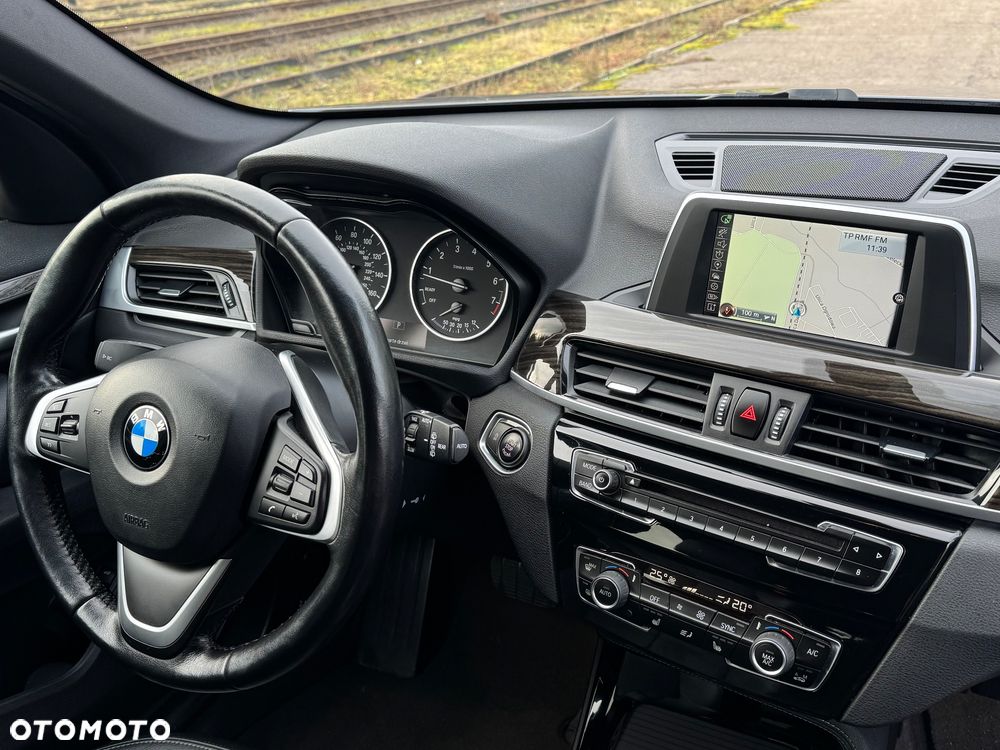 BMW X1 xDrive25i xLine sport - 21