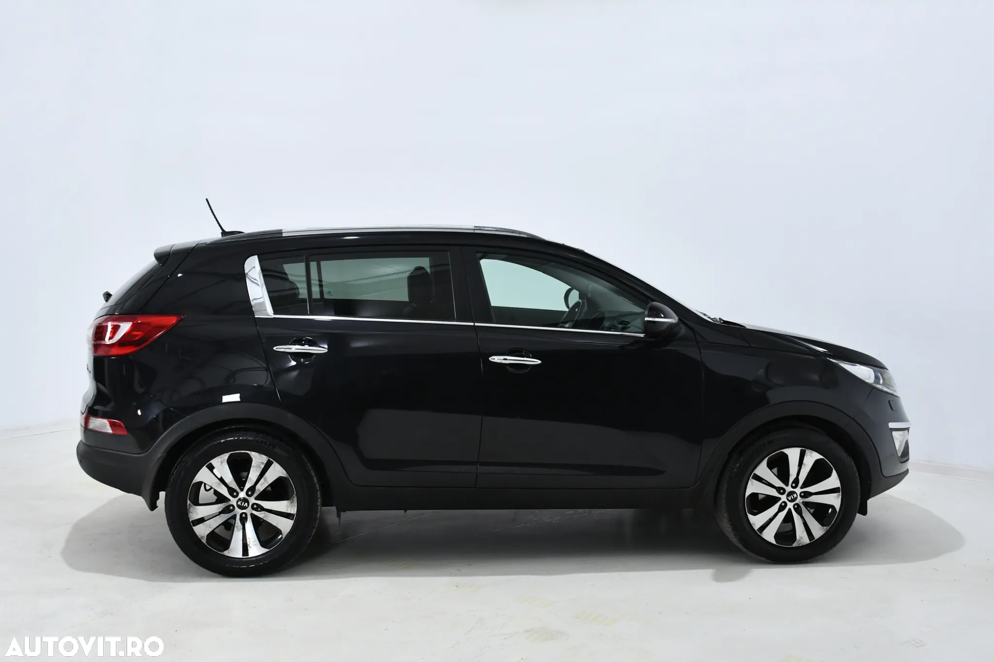 Kia Sportage 1.7 CRDI 2WD Attract - 4