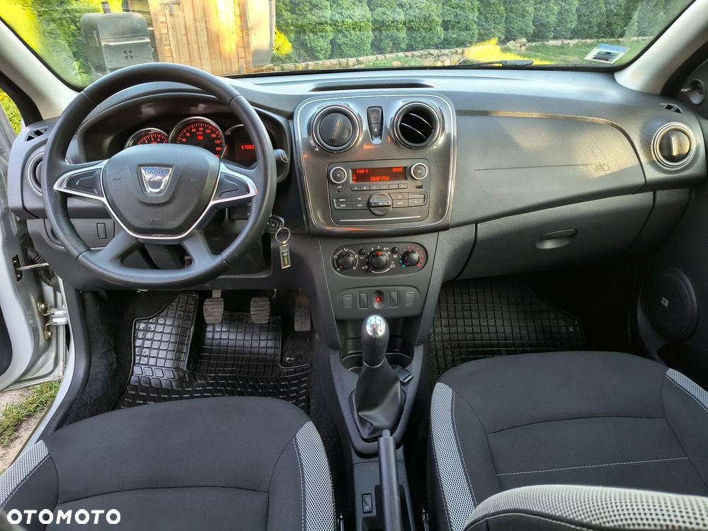 Dacia Sandero 1.0 SCe Laureate - 13
