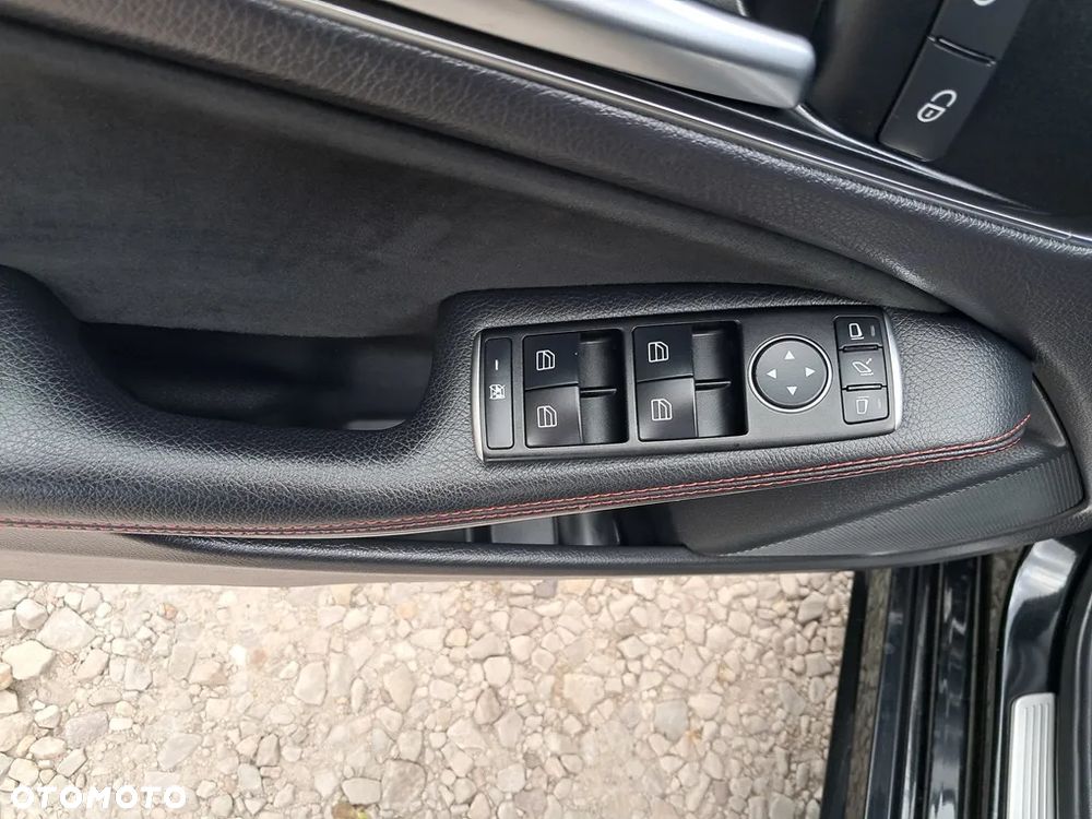 Mercedes-Benz Klasa A 180 (BlueEFFICIENCY) AMG Sport - 29