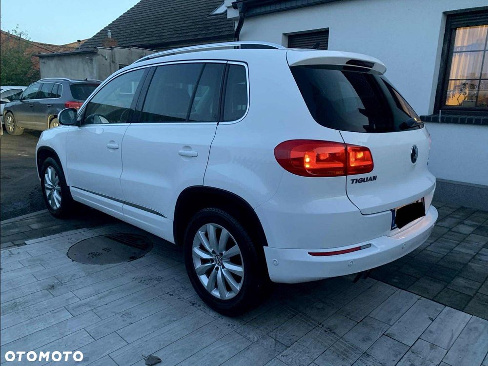 Volkswagen Tiguan - 4