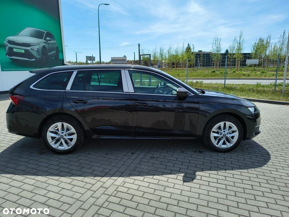 Skoda Octavia 1.5 TSI mHEV Selection DSG - 8