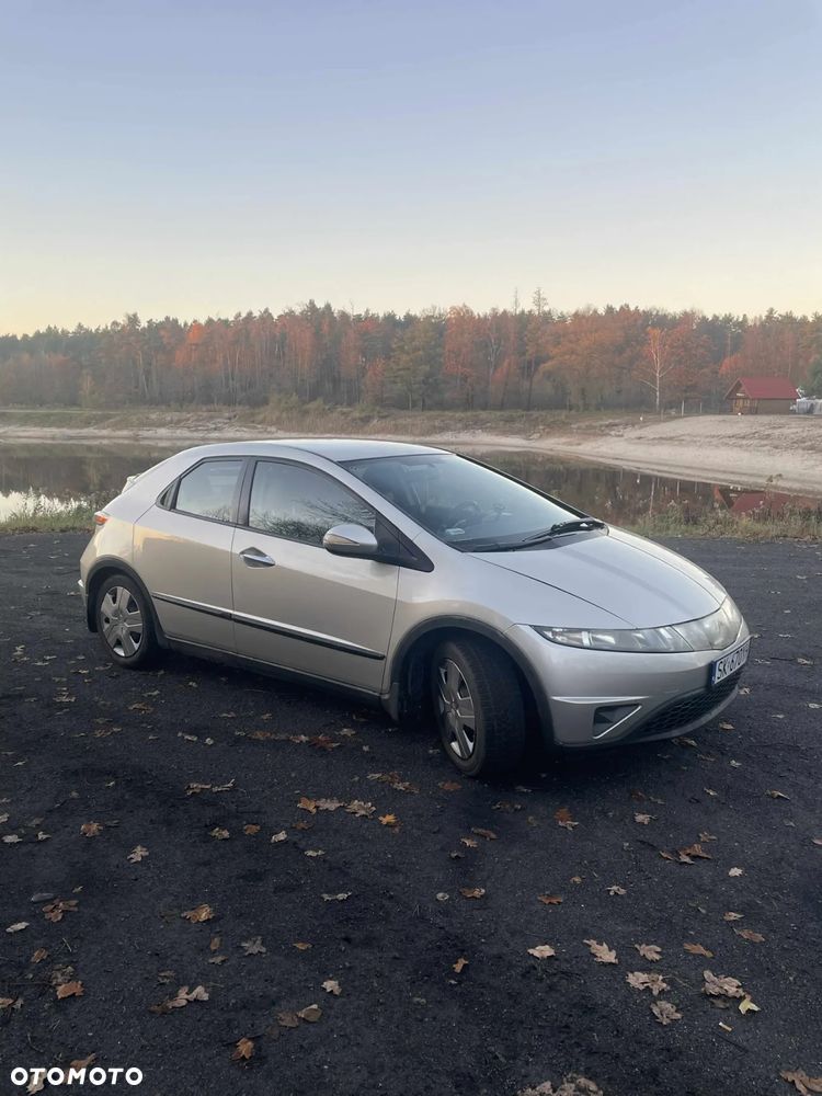 Honda Civic 1.4 Comfort - 2