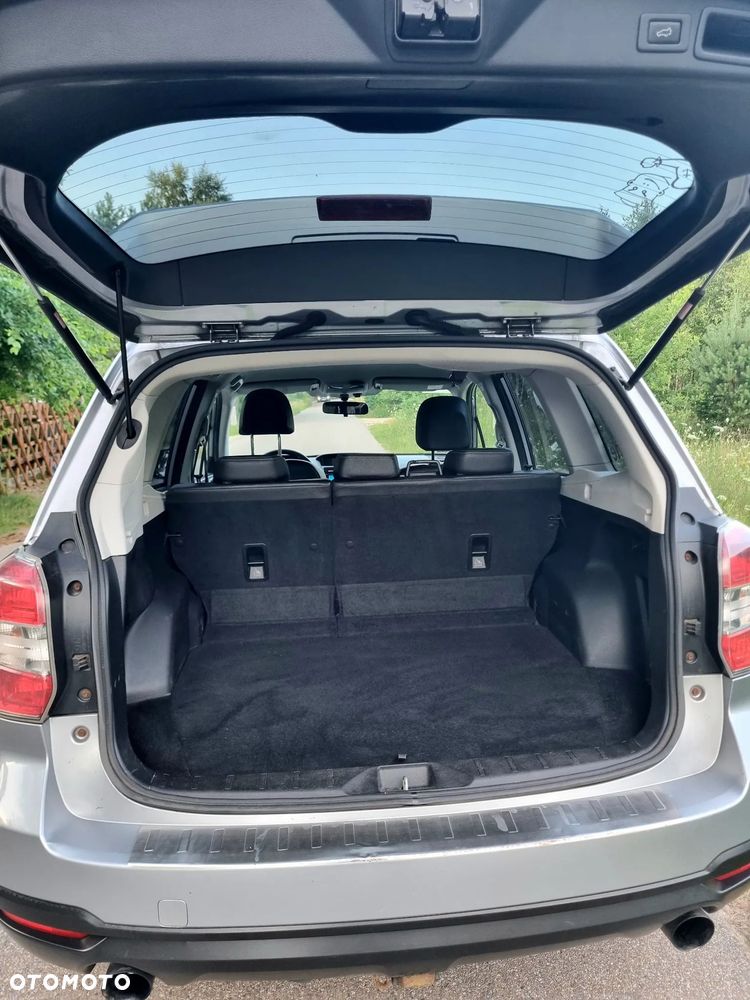 Subaru Forester 2.0XT Comfort Lineartronic - 16