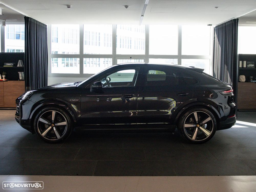 Porsche Cayenne Coupé E-Hybrid - 9