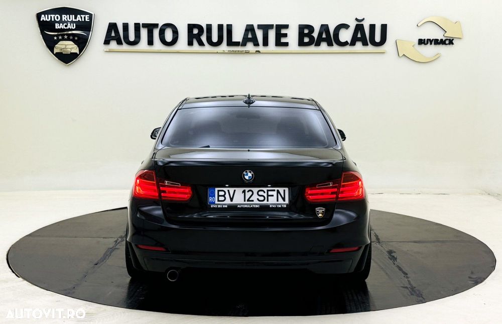 BMW Seria 3 320i EfficientDynamics Edition - 11