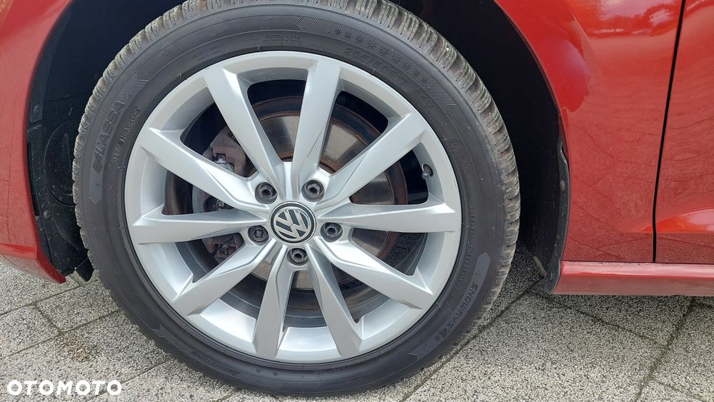 Volkswagen Golf - 24