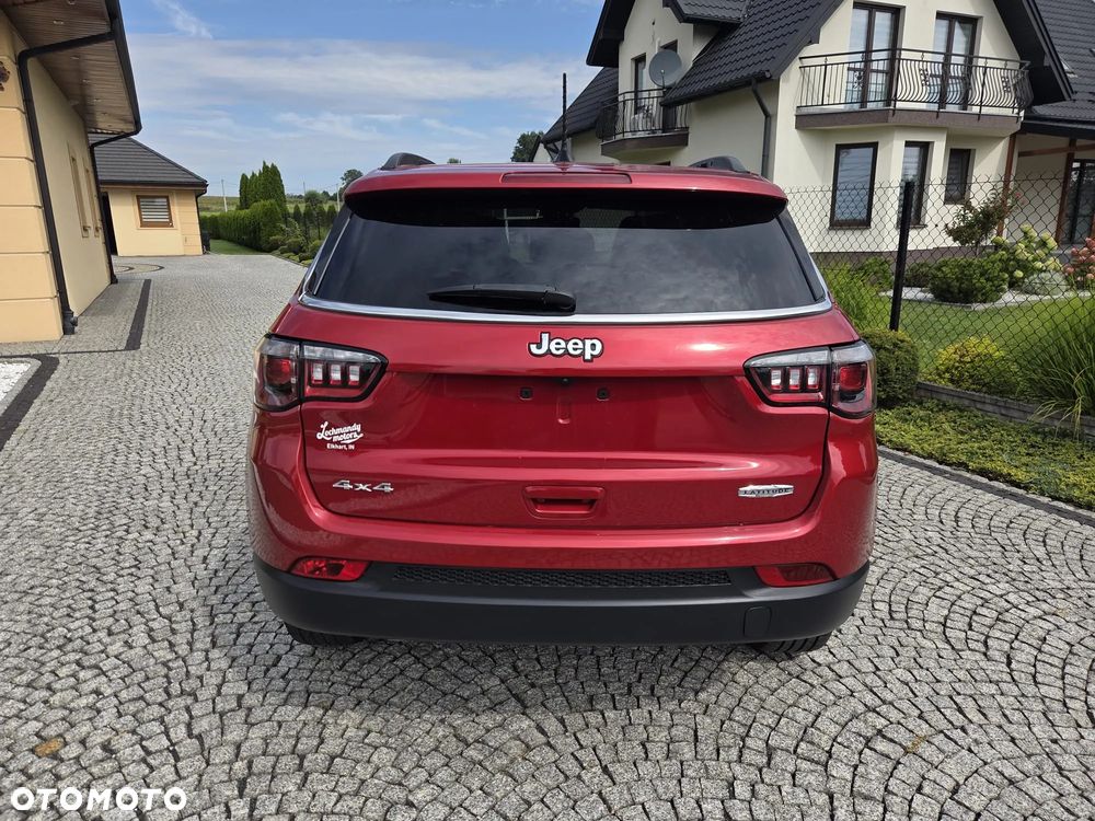 Jeep Compass - 22