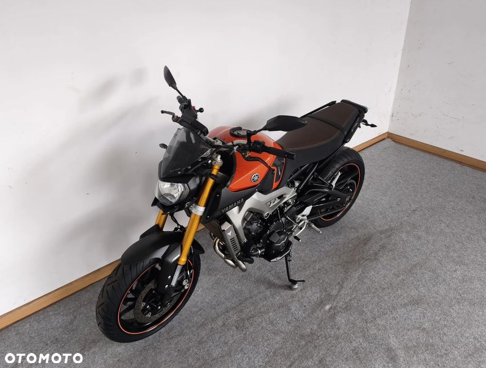 Yamaha MT - 9