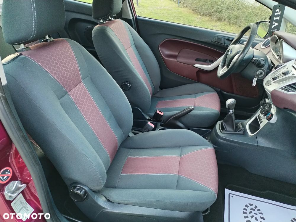 Ford Fiesta 1.25 Titanium - 23