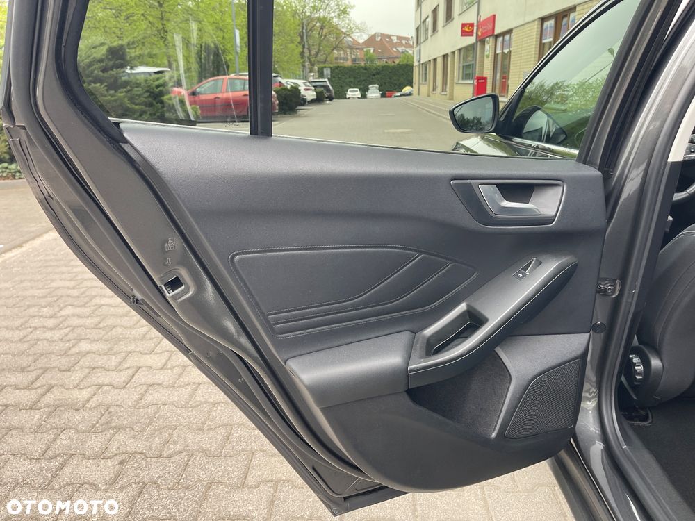 Ford Focus - 22