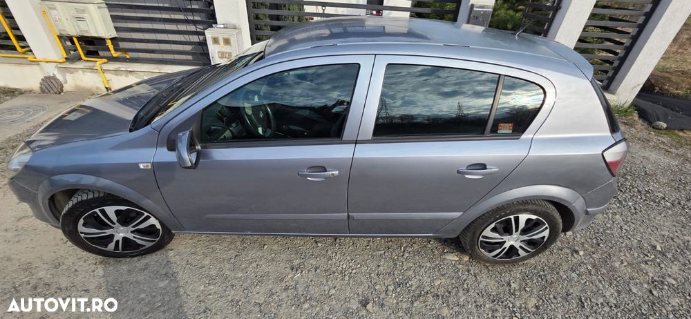 Opel Astra - 4