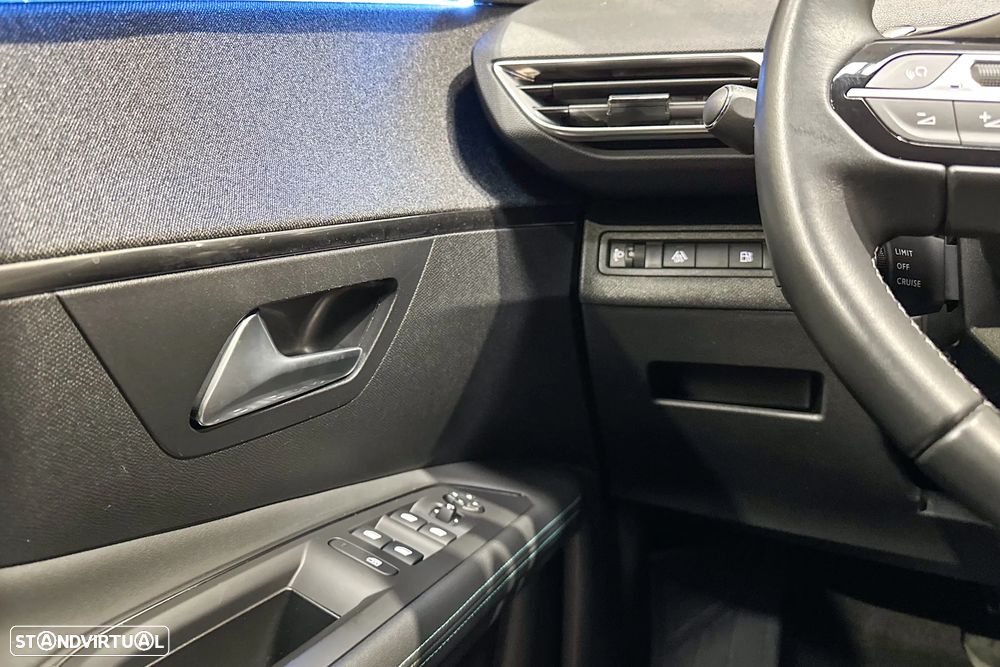 Peugeot 3008 1.6 Hybrid Allure Pack e-EAT8 - 43