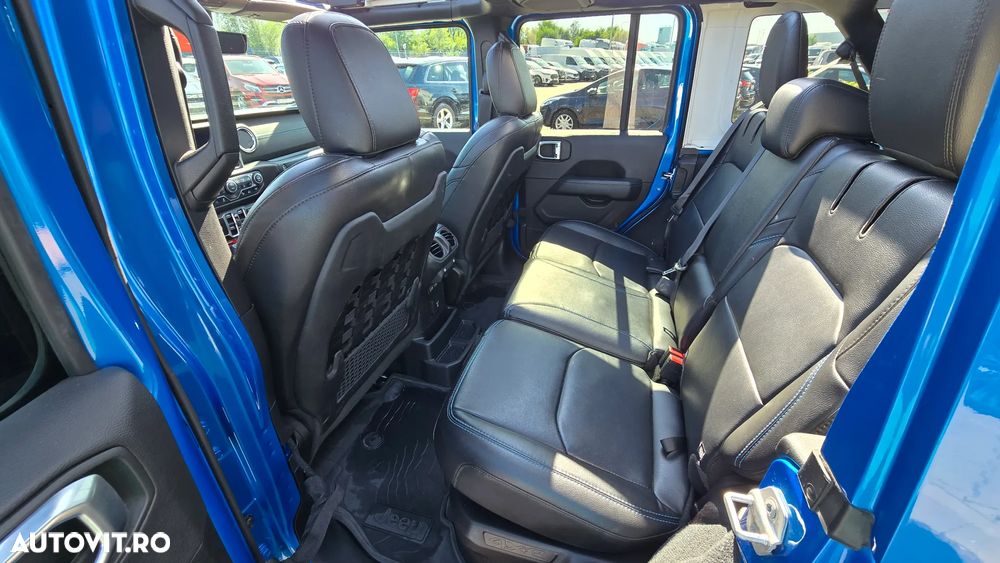 Jeep Wrangler Unlimited 2.0 Turbo AT8 Rubicon - 9