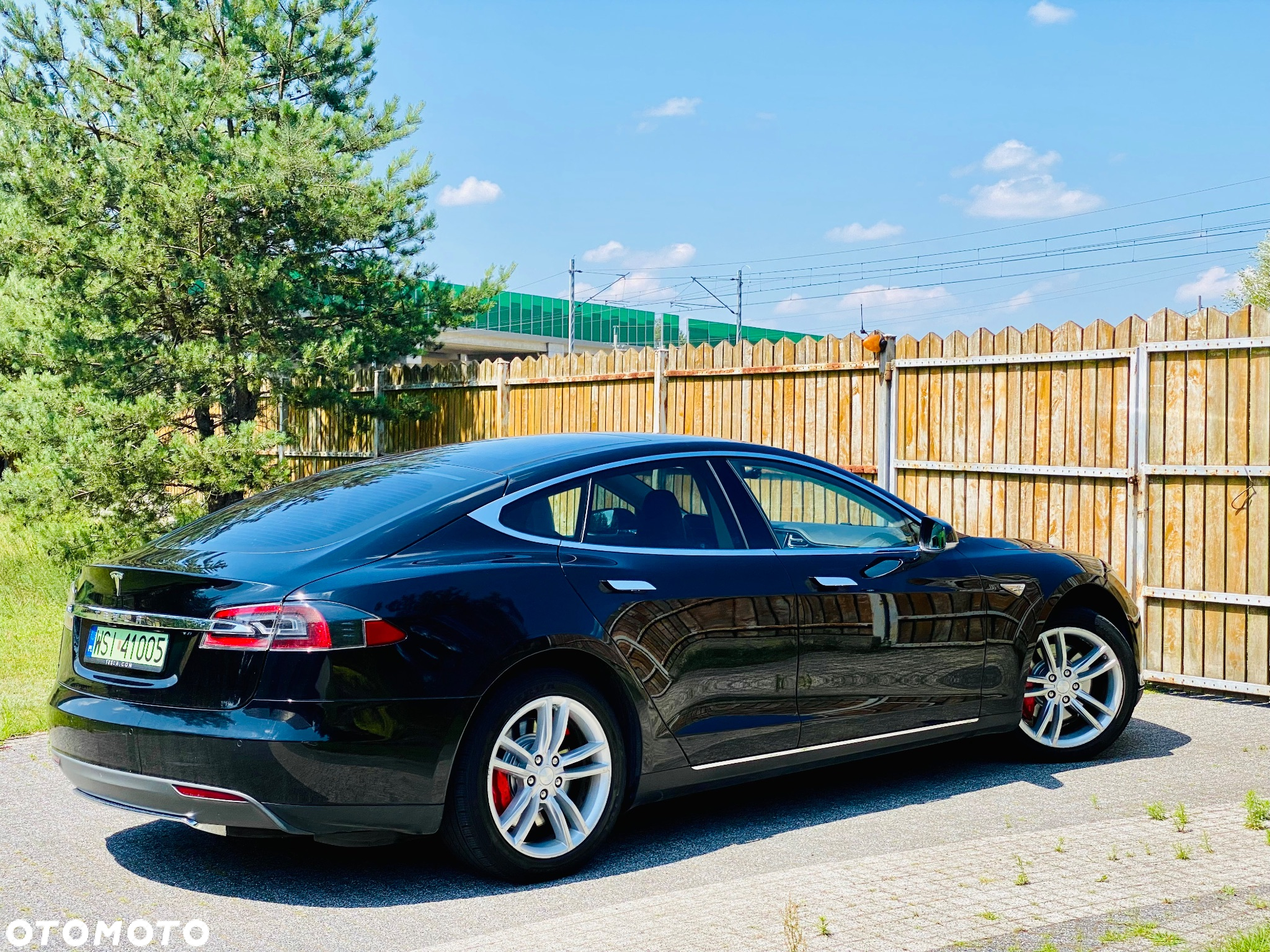 Tesla Model S Standard - 28