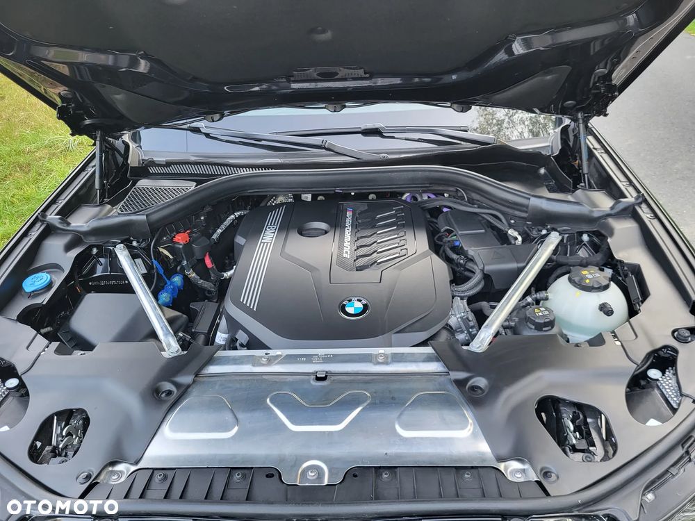 BMW X4 xM40i mHEV - 21