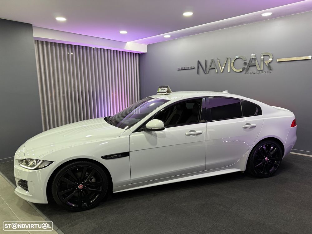 Jaguar XE 2.0 D R-Sport - 14