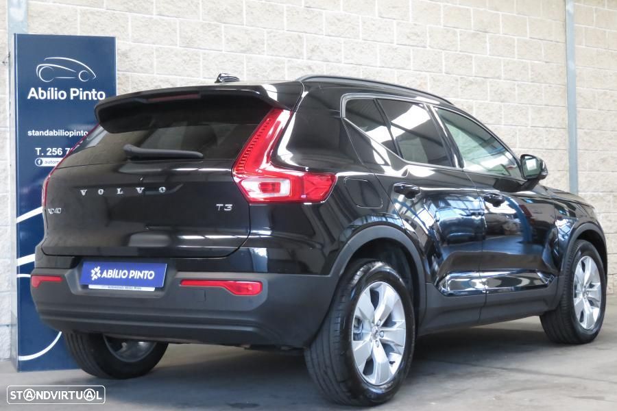 Volvo XC 40 1.5 T3 Momentum - 5