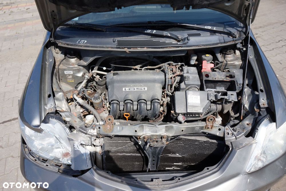 HONDA CITY IV 2007 NH701M 1.4 8V L13A8 82KM BEŻOWY na części - 9