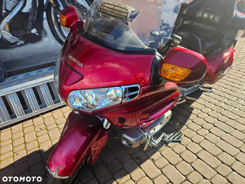 Honda GL - 11