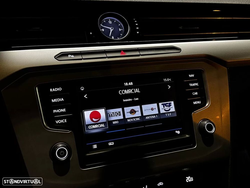 VW Passat Variant 1.6 TDI Confortline DSG - 25