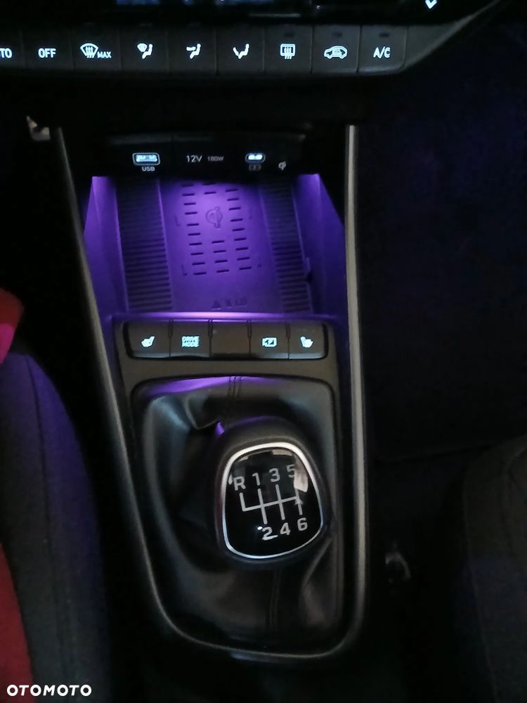 Hyundai Bayon 1.0 T-GDI Select - 19