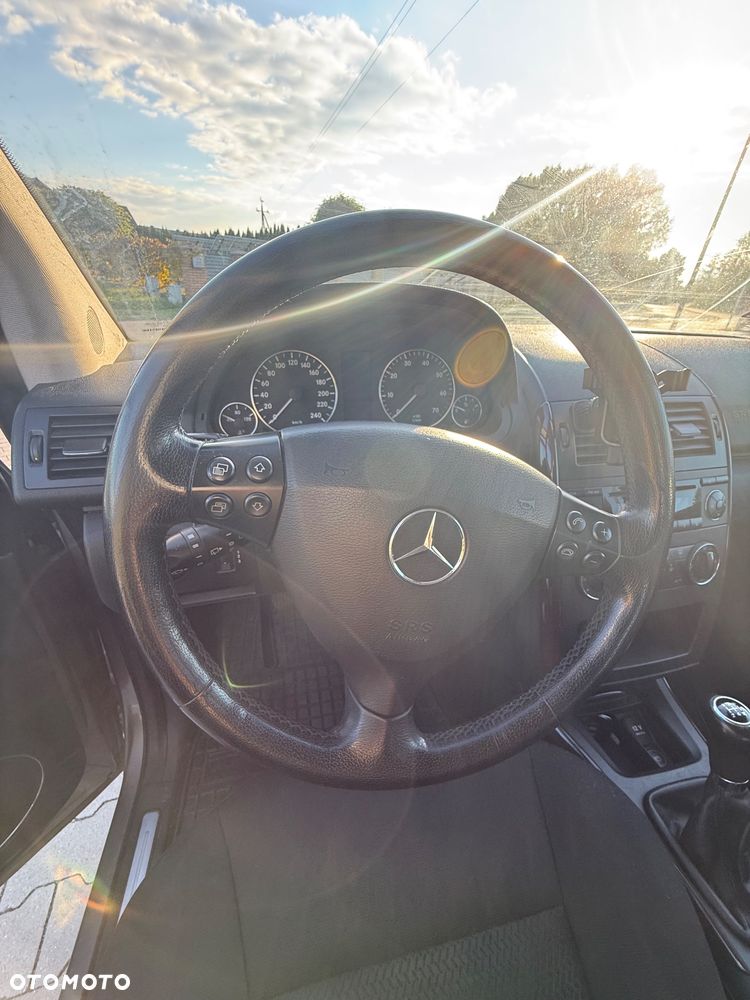 Mercedes-Benz Klasa A 170 Classic - 11