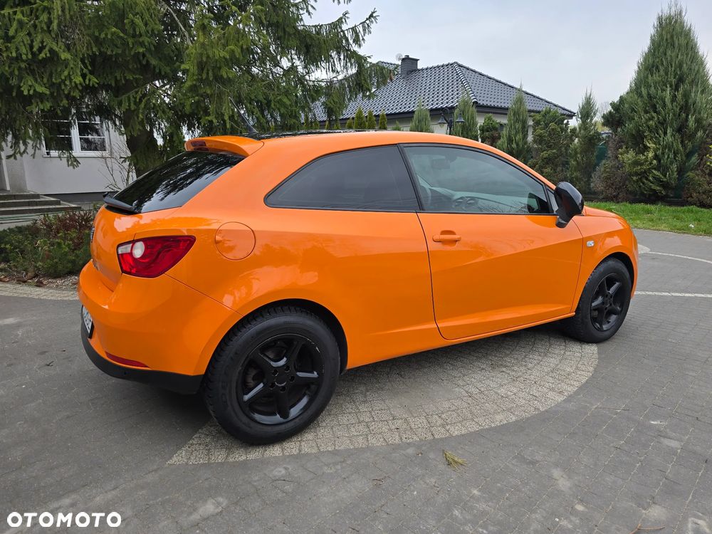 Seat Ibiza SC 1.4 16V Sport - 5
