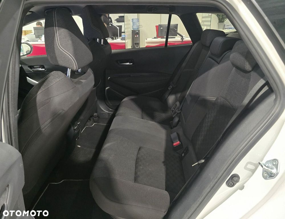 Toyota Corolla 1.8 Hybrid Comfort - 12