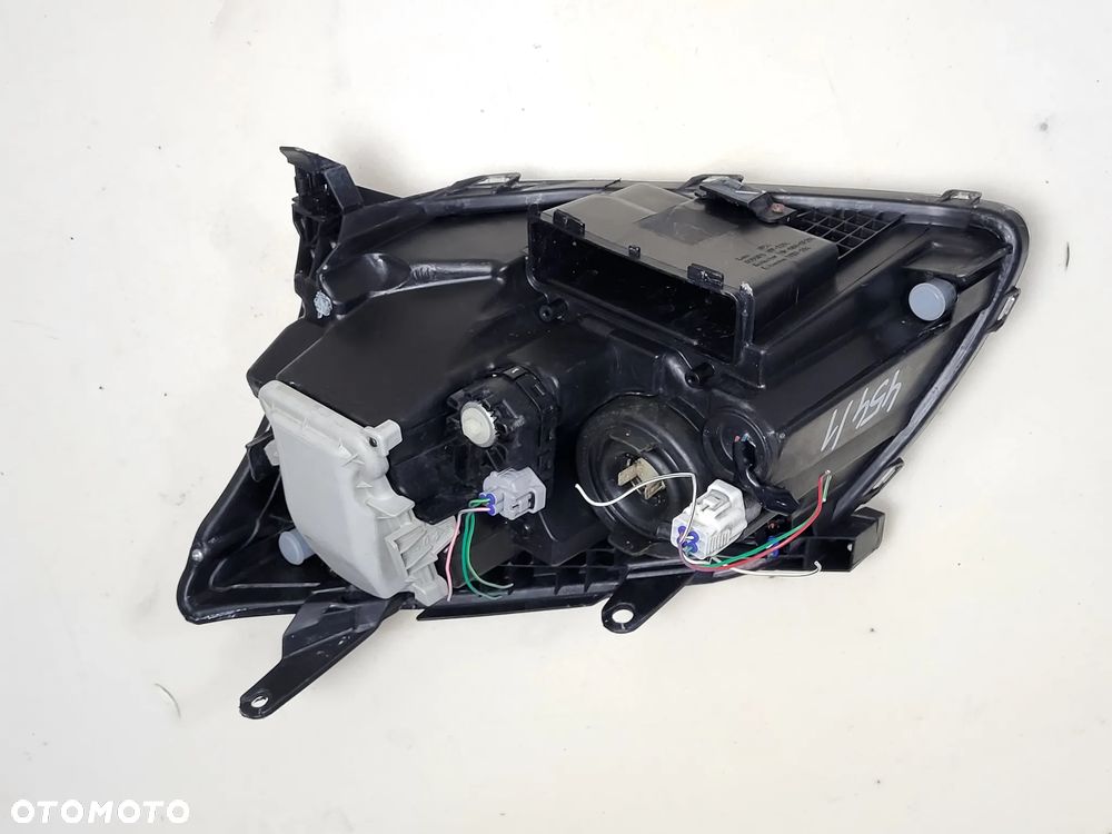 TOYOTA AVENSIS II T25 03-06 PRAWA PRZEDNIA LAMPA KOMPLETNA EU - 6